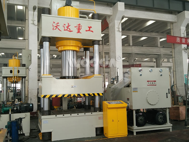 800T三梁四柱液壓機 800T三梁四柱液壓機