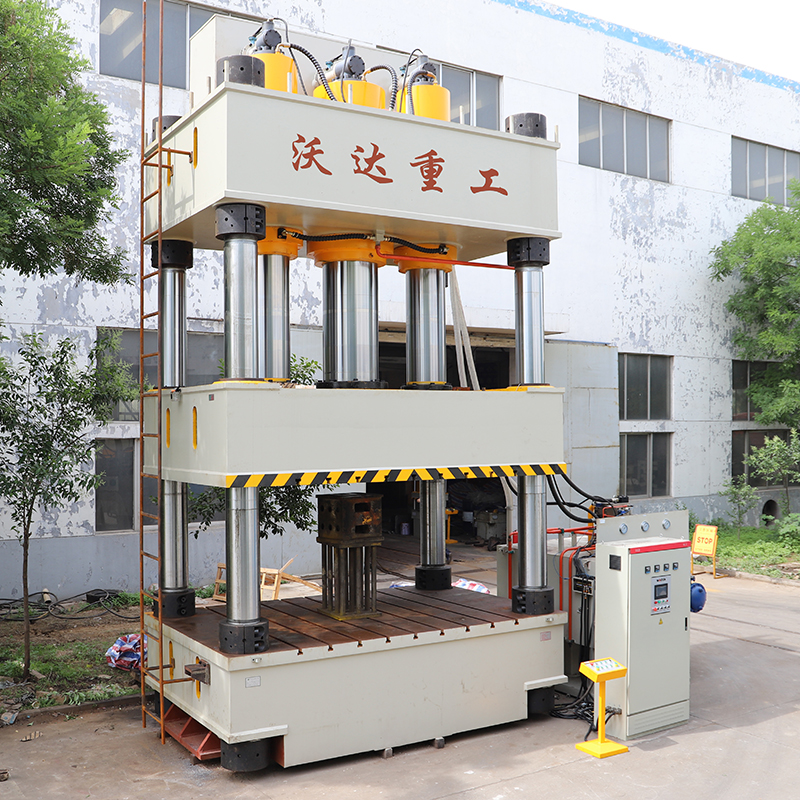 常規(gui)四柱液壓機安裝(zhuāng)視頻