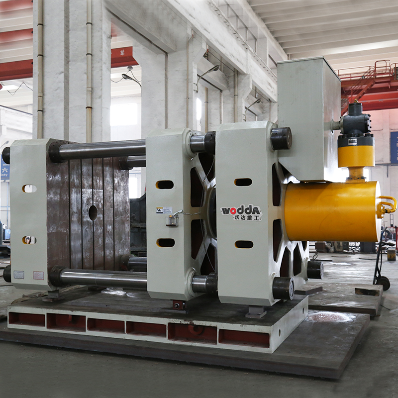 卧(wo)式液壓機_500噸(dun)卧式四柱液(yè)壓機