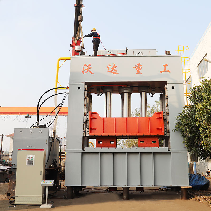 800噸框架式(shì)液壓機