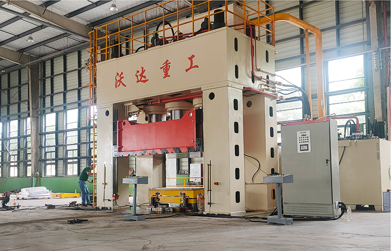 3000噸(dūn)smc衛浴櫃門(mén)闆模壓成(chéng)型液壓機(ji)