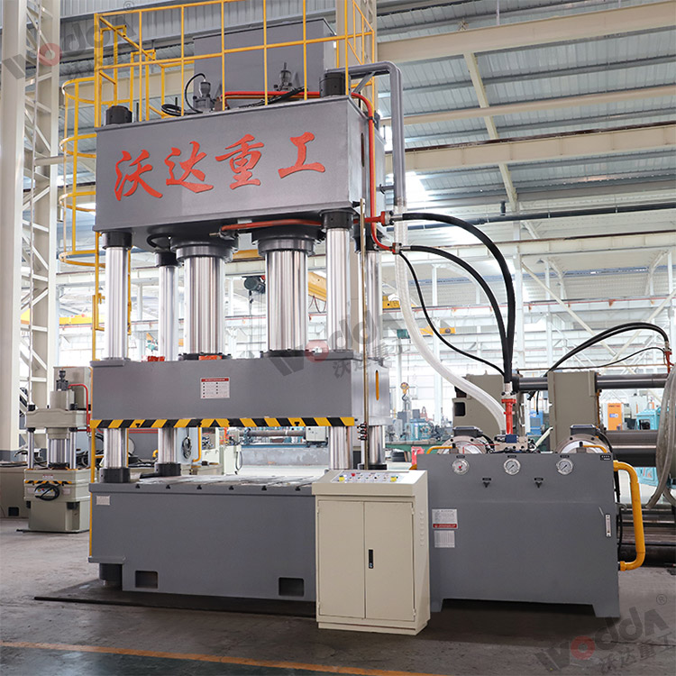 800噸三梁四柱液壓機 800噸三梁四柱液壓機