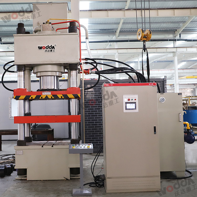 500噸四梁四柱壓制淨水劑