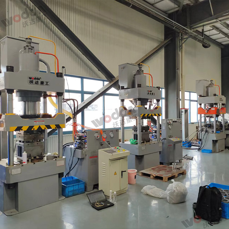 200噸電梯刹車配件成型液壓機