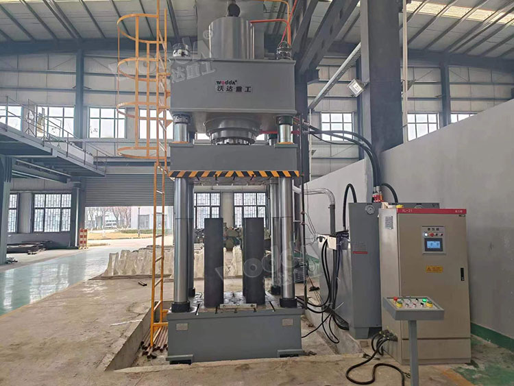 630噸伺服液壓機 630噸伺服液壓機