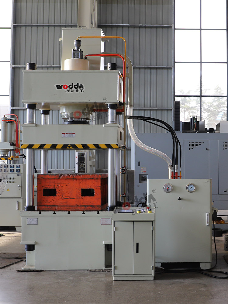 200噸四柱液壓機 200噸四柱液壓機