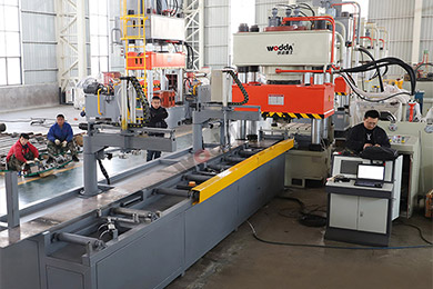 全自動錨杆(gan)托盤生産線(xian)（630噸錨杆托盤(pán)液壓機）