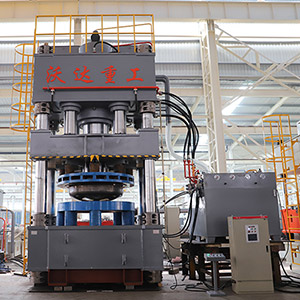 2500噸封頭(tou)拉伸液壓機_2500噸四(si)柱液壓機