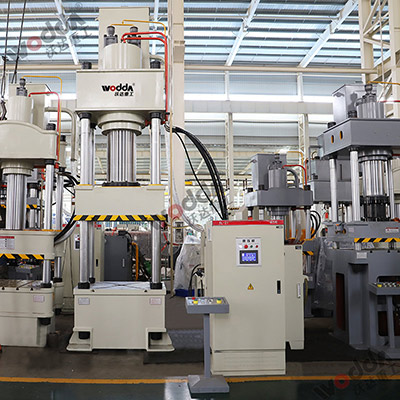 400噸四柱液(yè)壓機_400噸伺(si)服液壓機(ji)